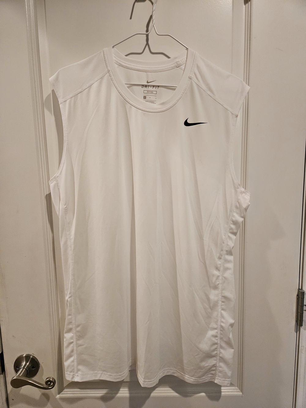 NWOTs Men's Nike Dri-FIT Legend Performance Top